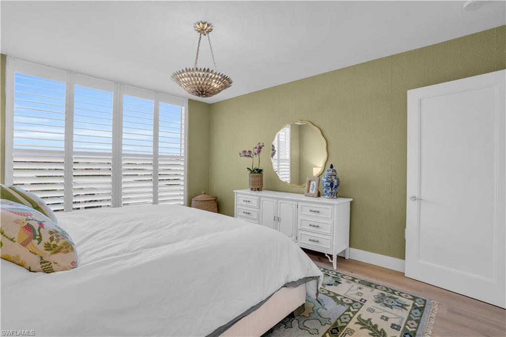 13945 Old Coast RD # 301