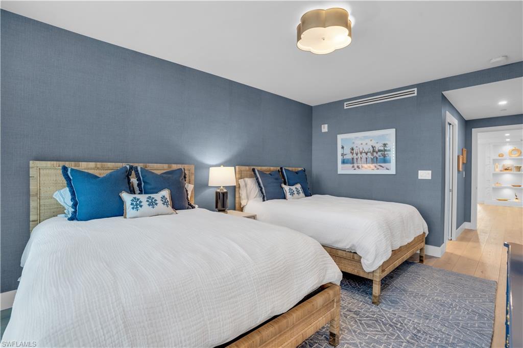 13945 Old Coast RD # 301