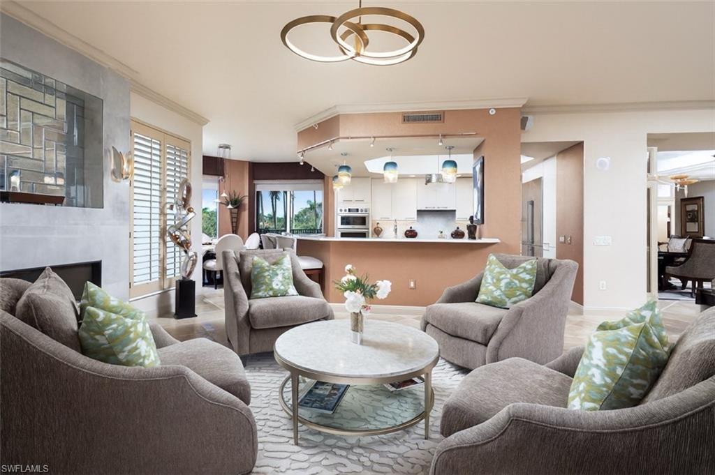 23750 Via Trevi WAY 204