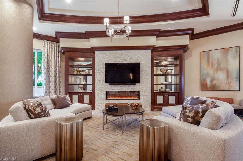 23750 Via Trevi WAY 204