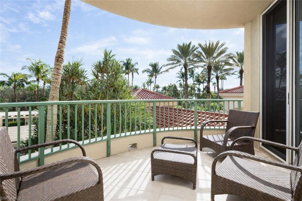 23750 Via Trevi WAY 204