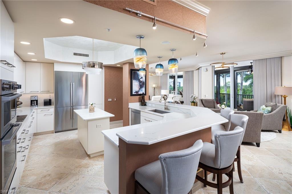 23750 Via Trevi WAY 204