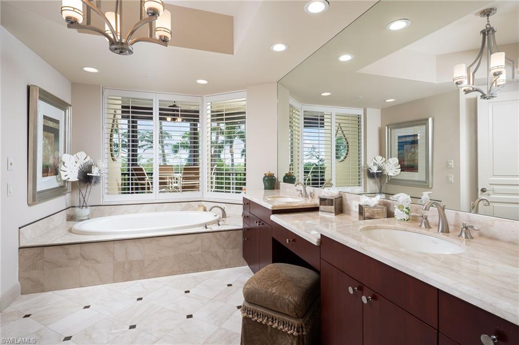 23750 Via Trevi WAY 204