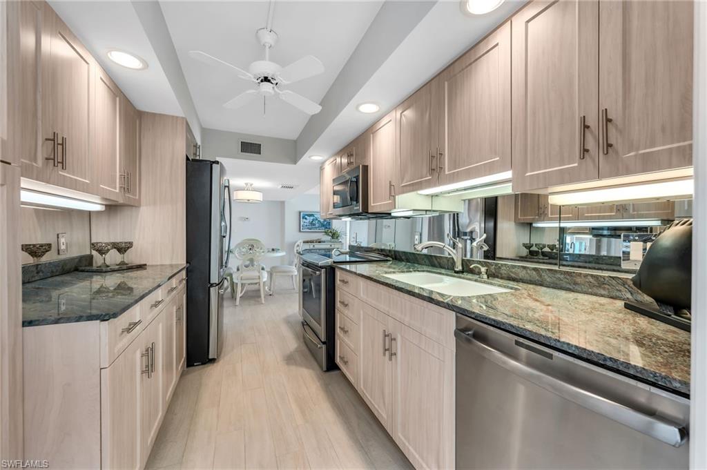 4001 Gulf Shore BLVD N 207