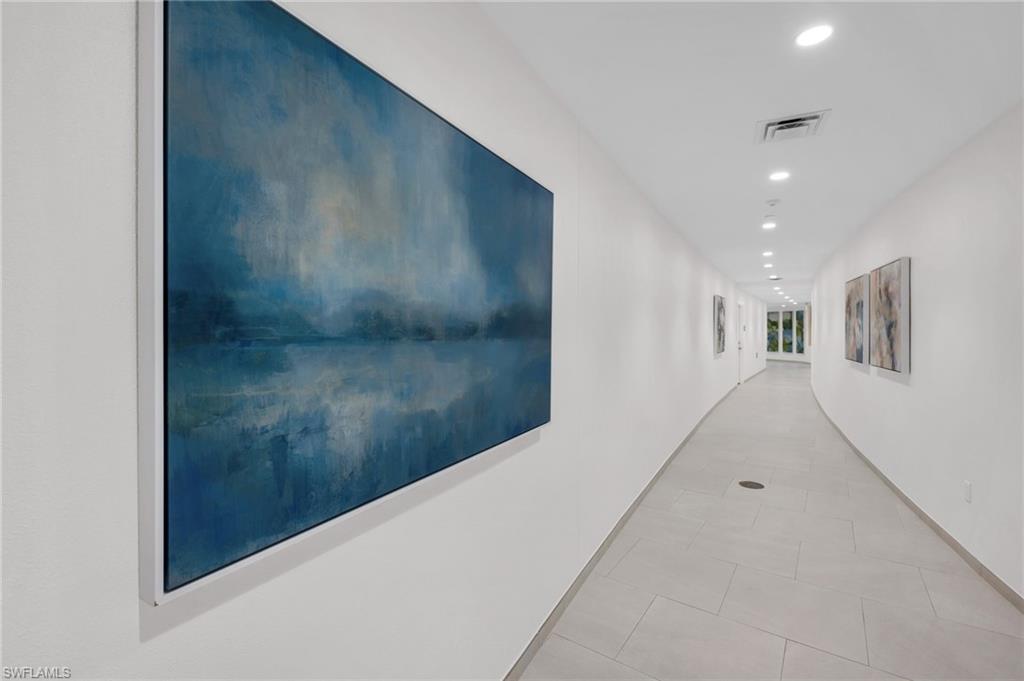 4001 Gulf Shore BLVD N 207