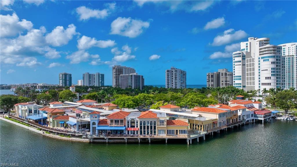 4001 Gulf Shore BLVD N 207