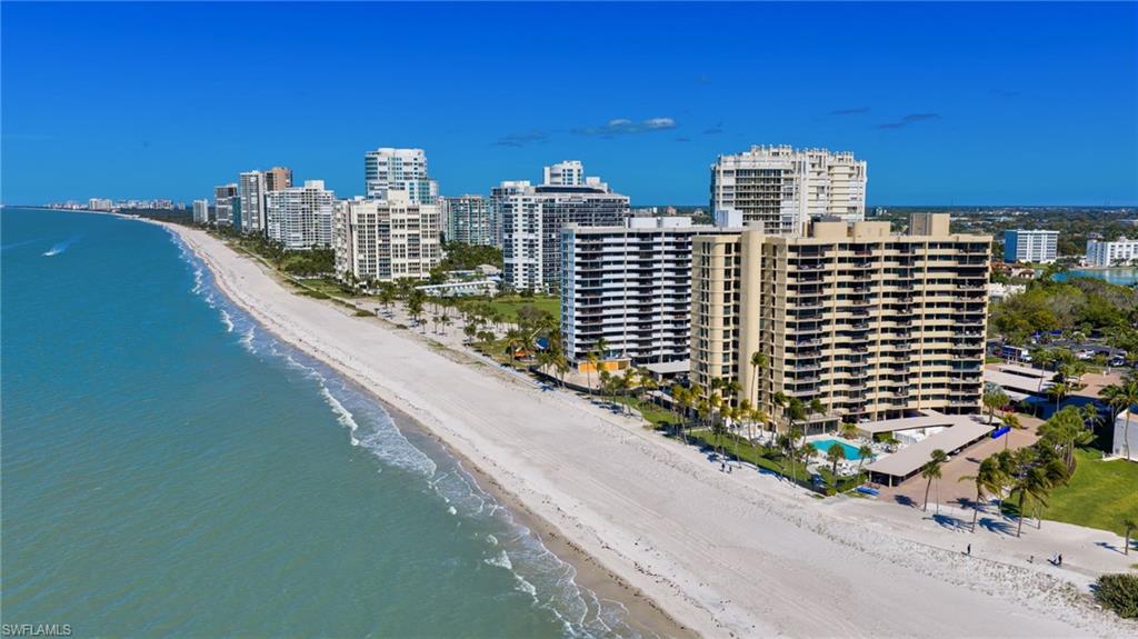 4001 Gulf Shore BLVD N 207