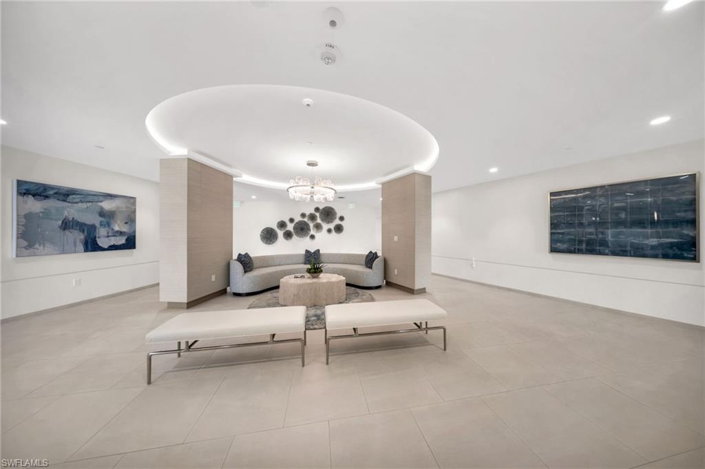 4001 Gulf Shore BLVD N 207