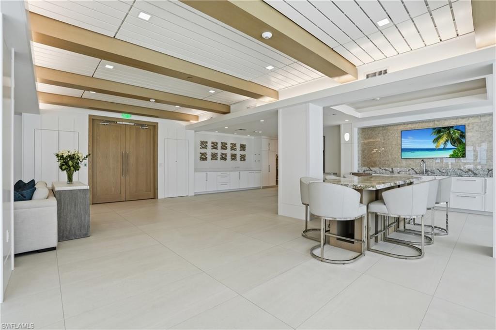 4001 Gulf Shore BLVD N 1407