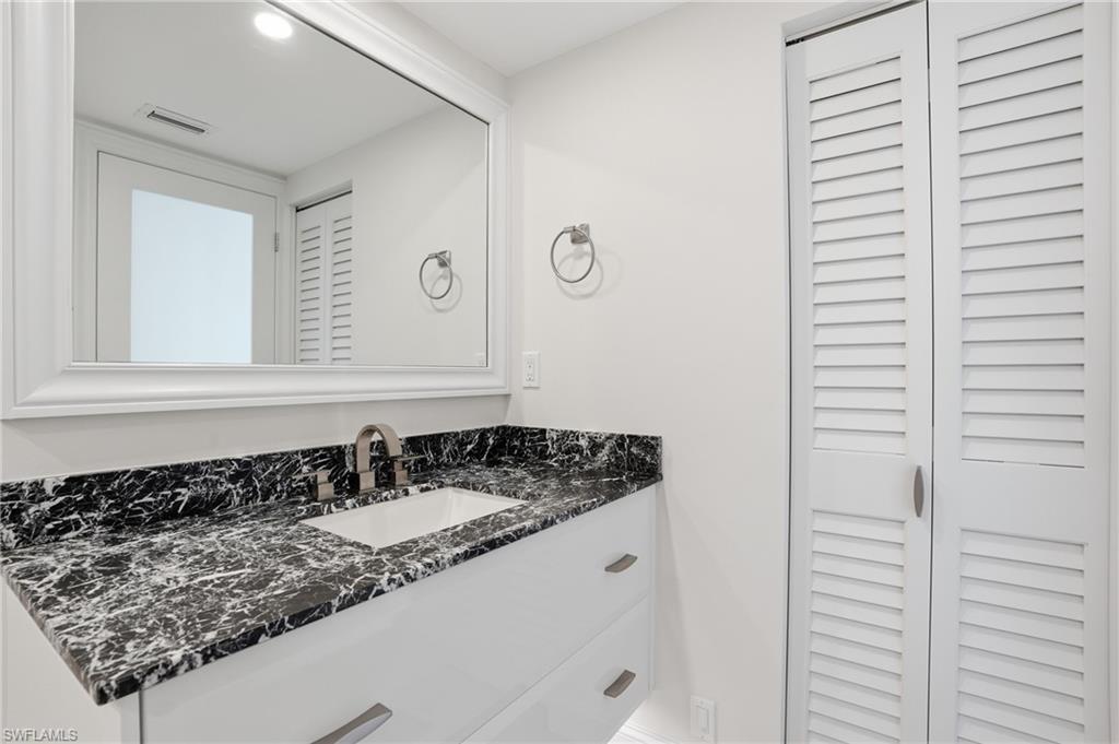 4001 Gulf Shore BLVD N 1407