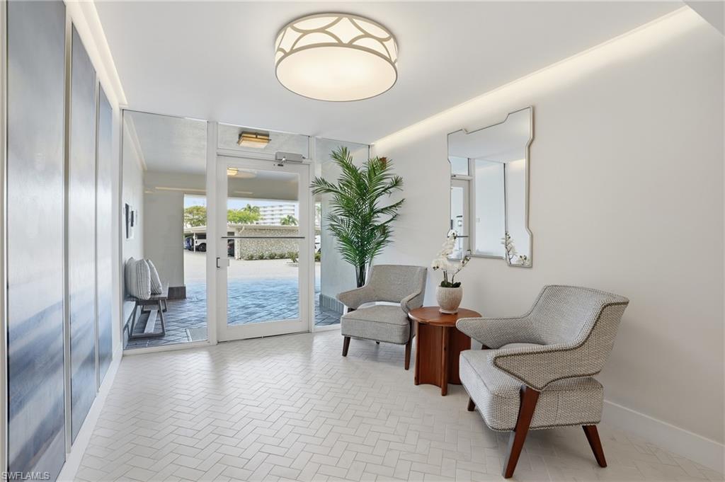 3410 Gulf Shore BLVD N 702