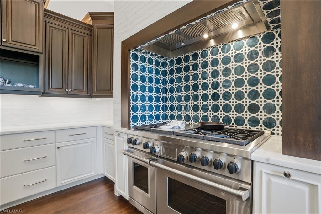 160 16th AVE S