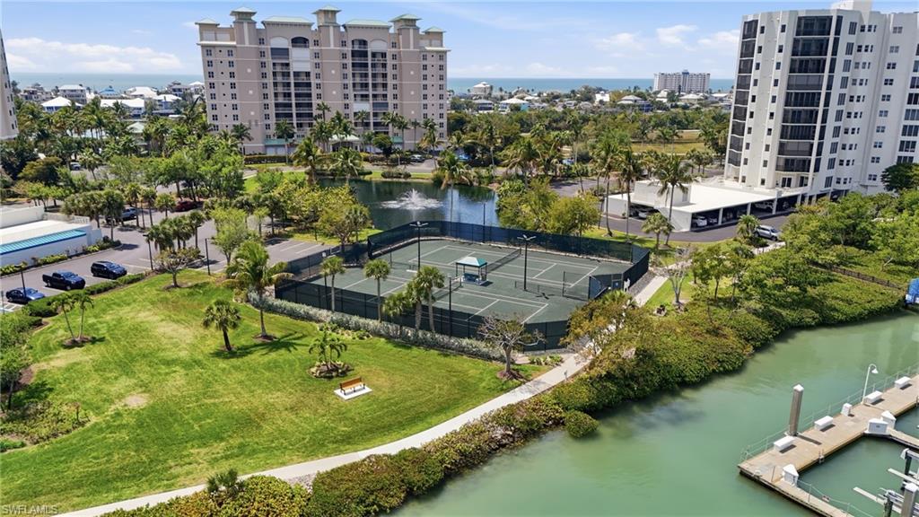 4142 Bay Beach LN 405