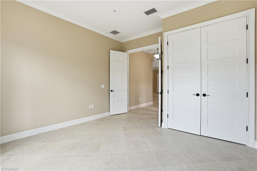 6565 Dominica DR 101