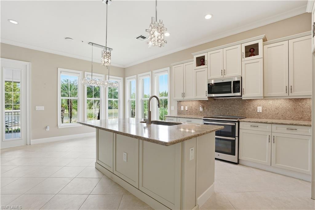 6565 Dominica DR 101