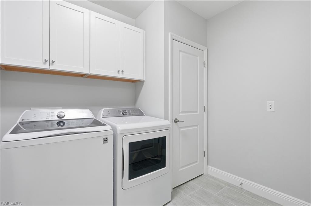 2560 Seychelles DR 1003
