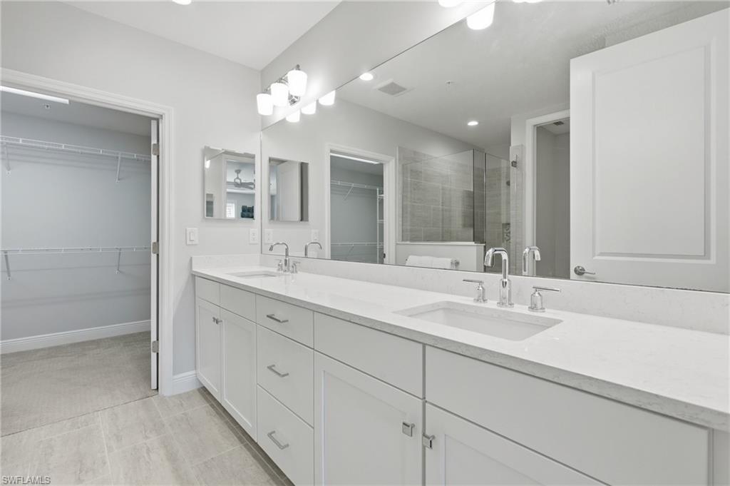 2560 Seychelles DR 1003