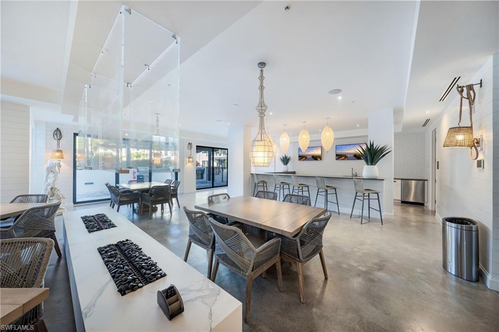 1115 Central AVE 456