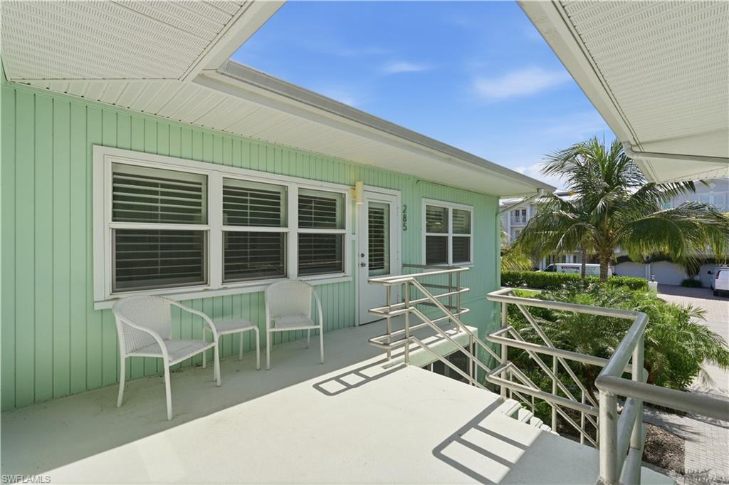285 8th AVE S 285
