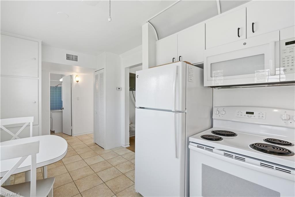 285 8th AVE S 285