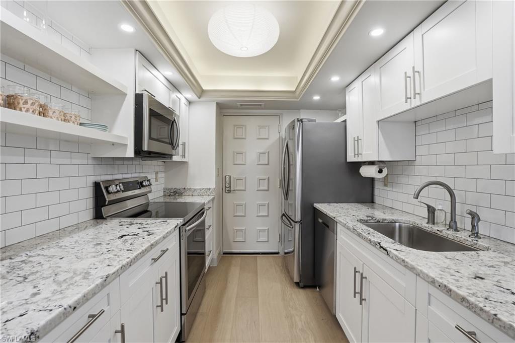 2400 Gulf Shore BLVD N 603