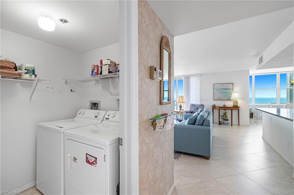 5550 Heron Point DR 1404