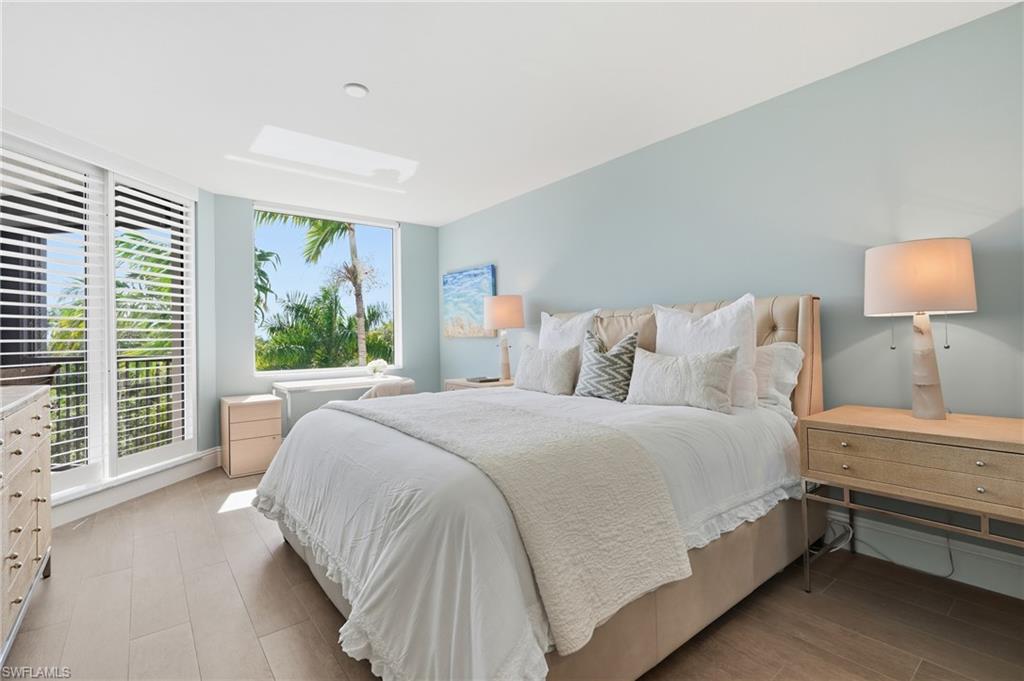 7225 Pelican Bay BLVD 302