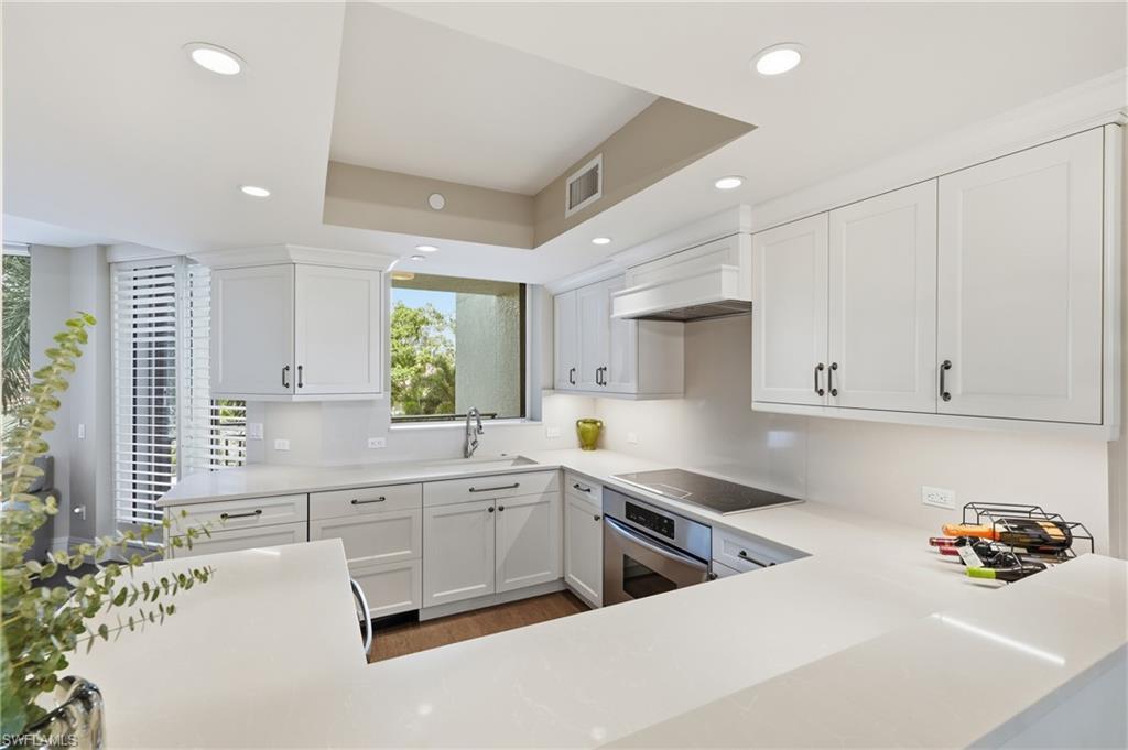 7225 Pelican Bay BLVD 302