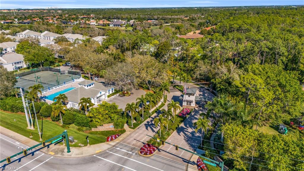 9833 Clear Lake CIR