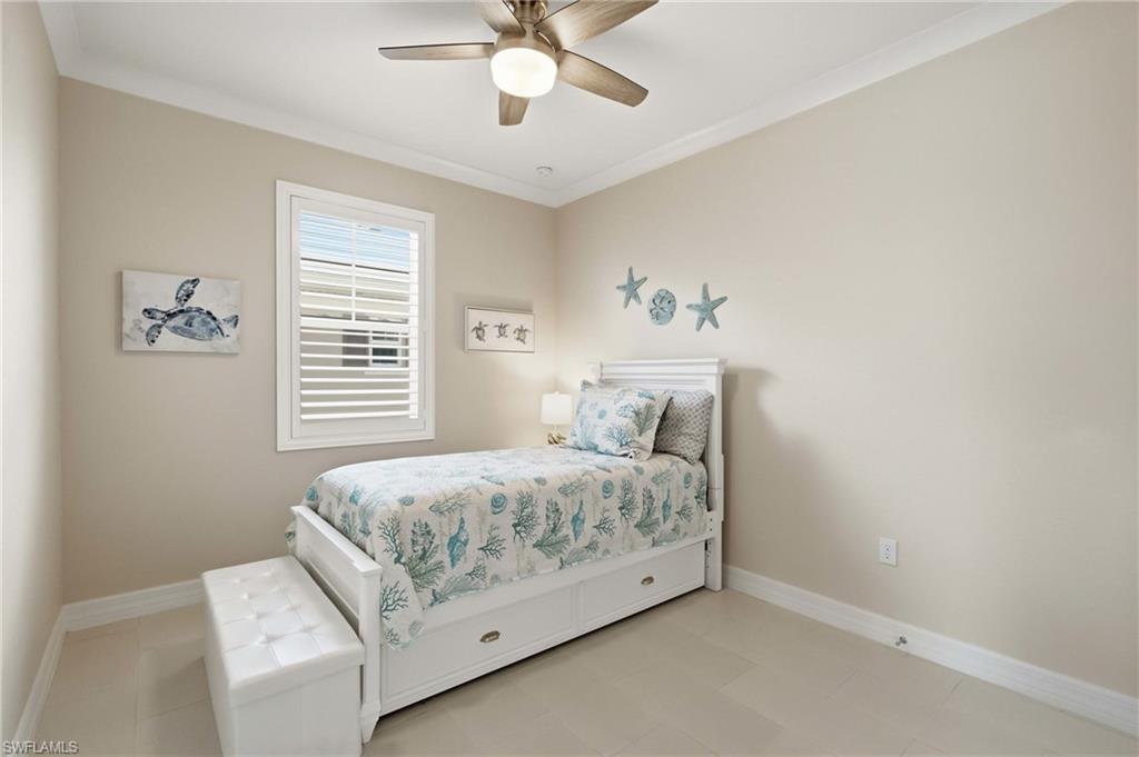 239 Indies DR E 202