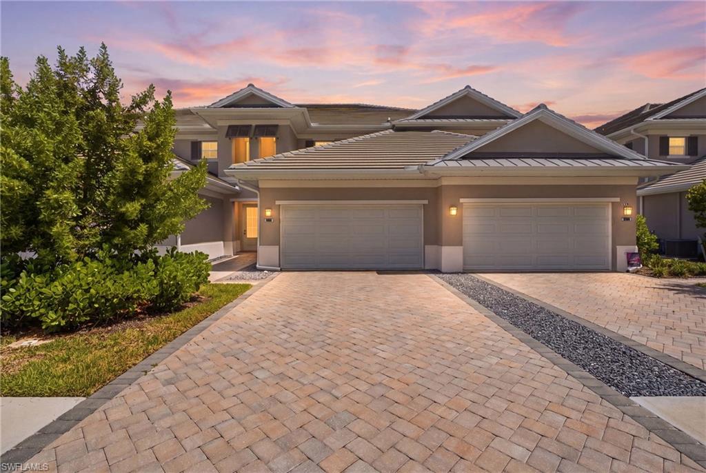 239 Indies DR E 202