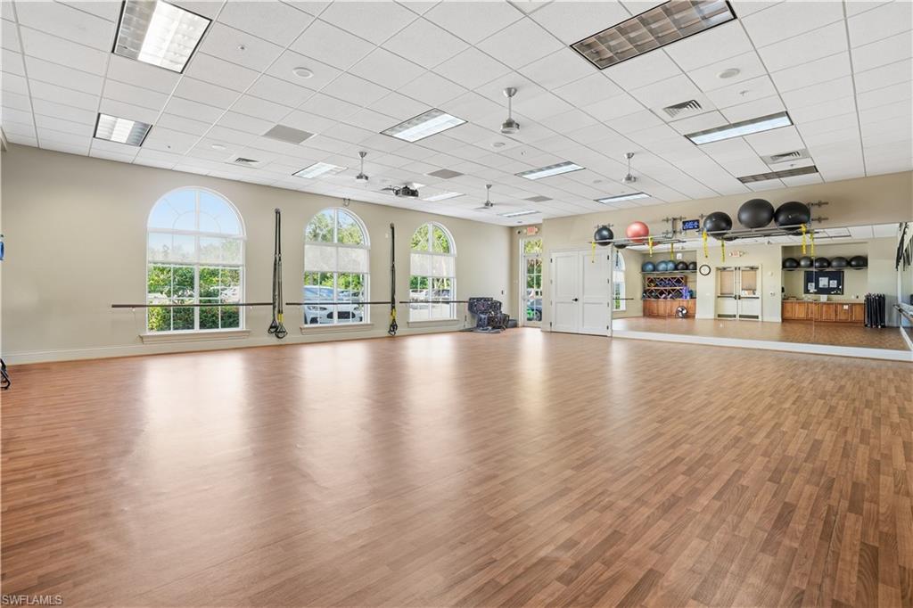 1600 Clermont DR J-302