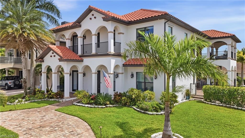 14800 Laguna DR