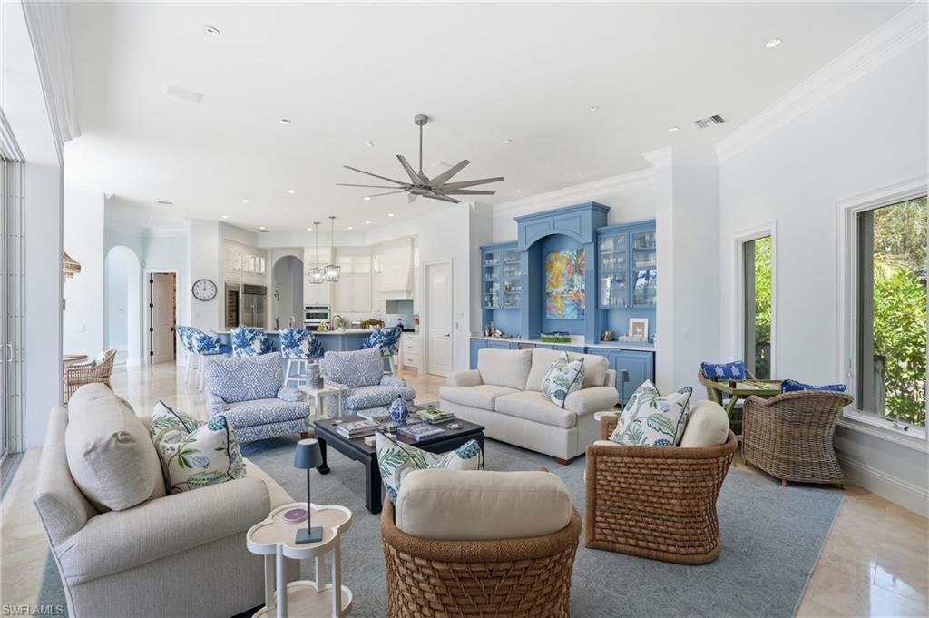 1237 Pocantico LN