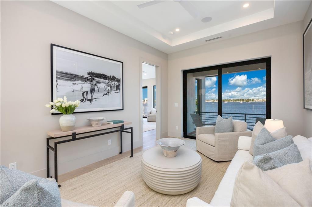 1305 Marlin DR