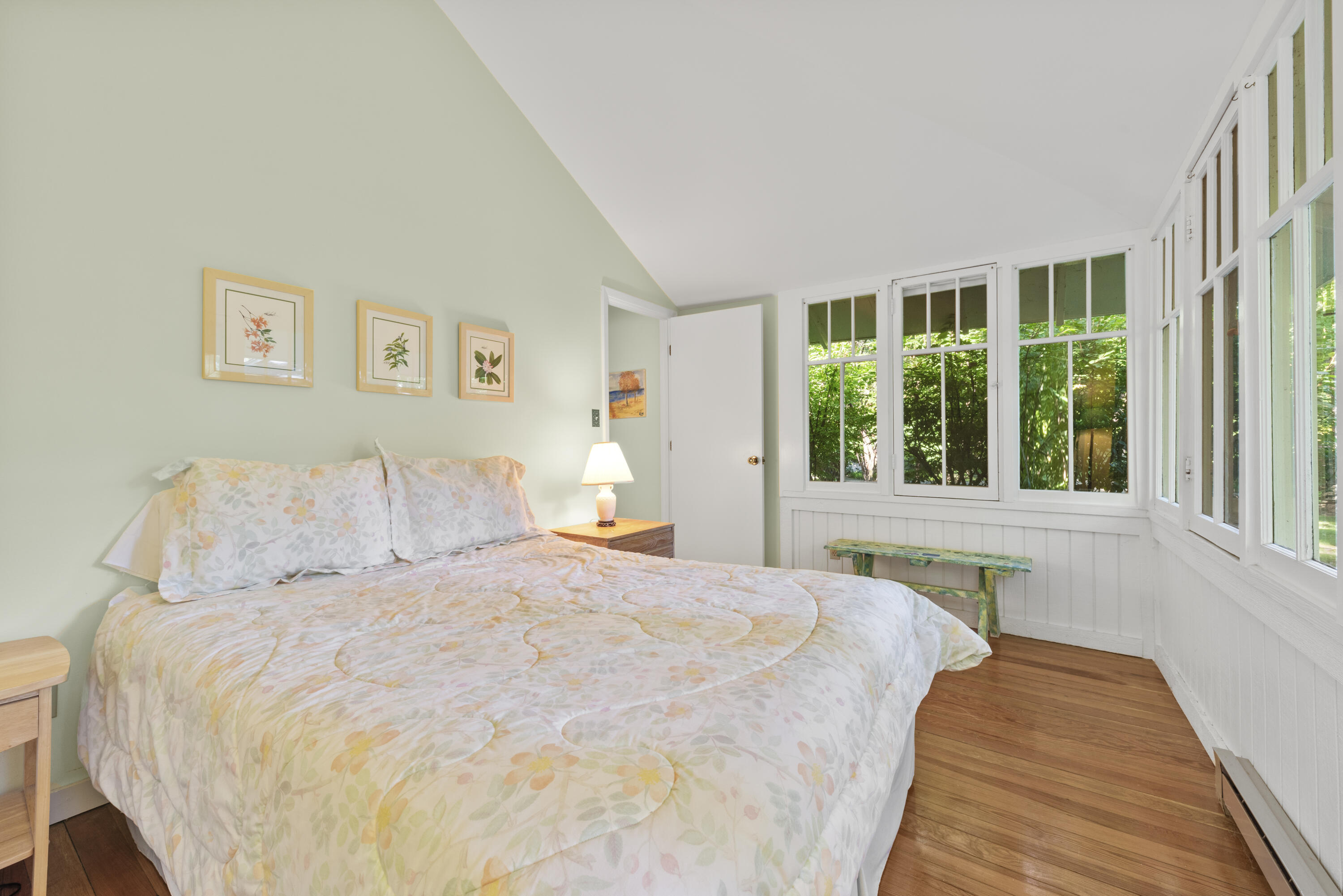 15911 Lake Avenue, 3