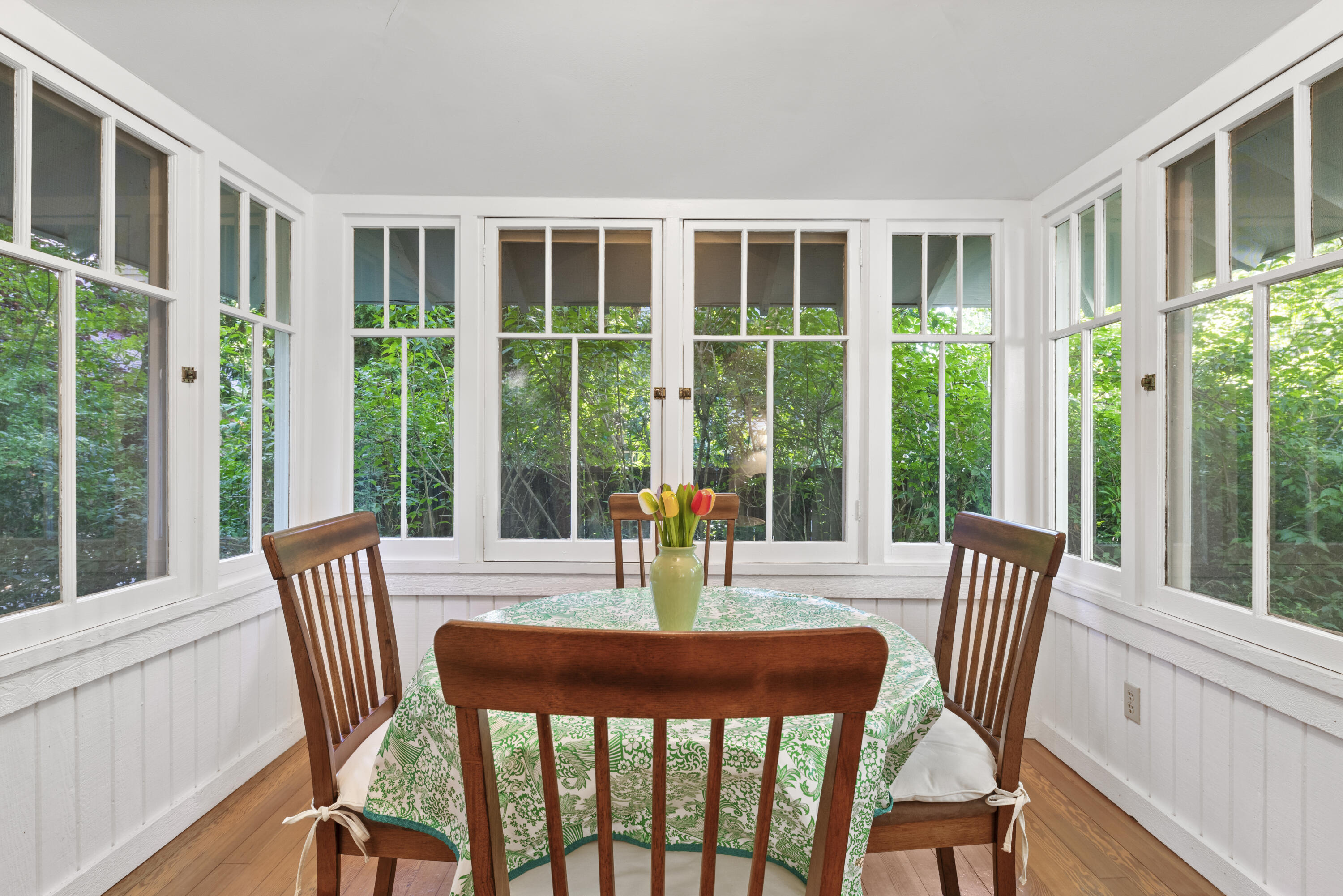 15911 Lake Avenue, 3