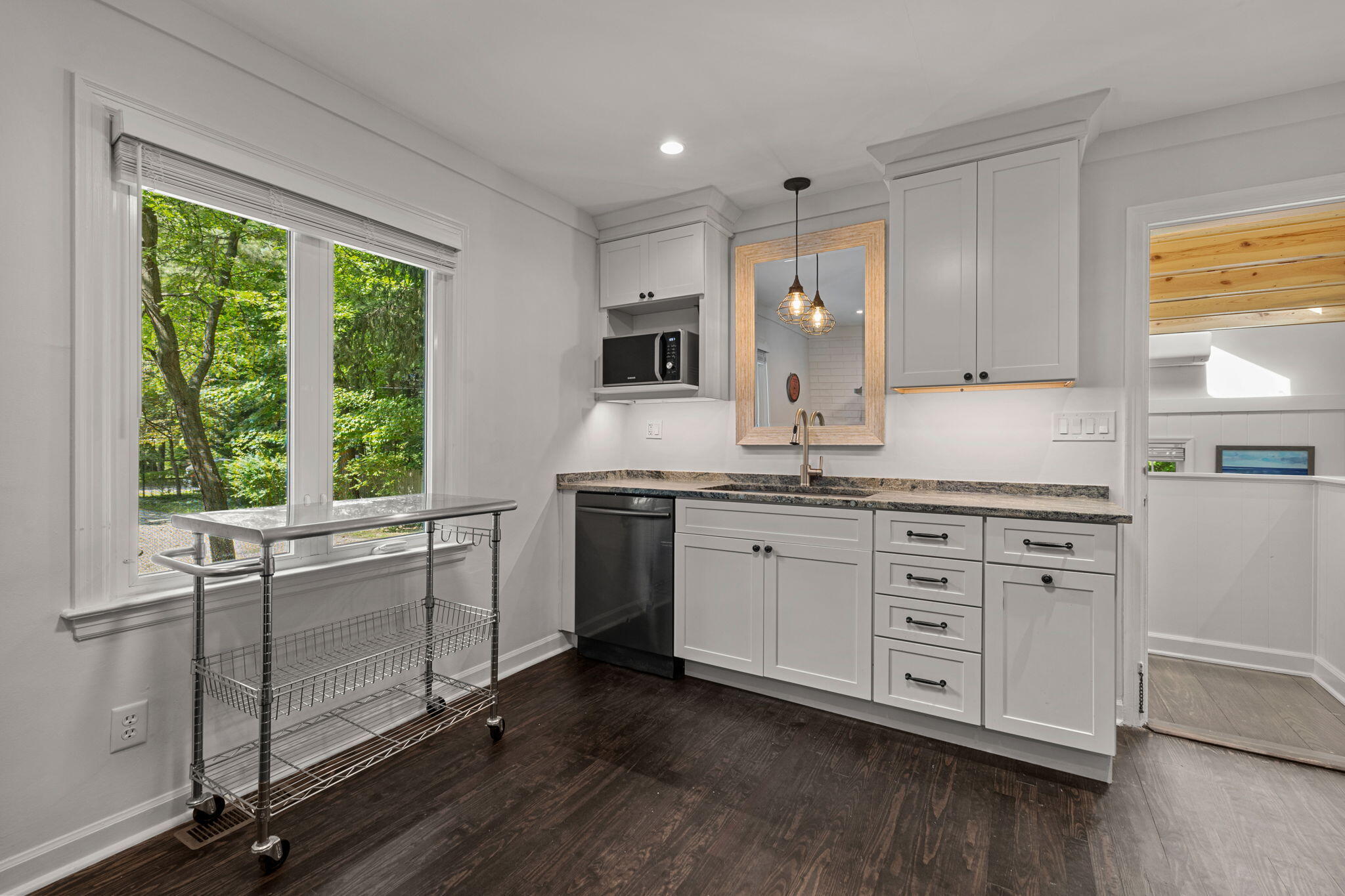 14507 Lakeshore Road