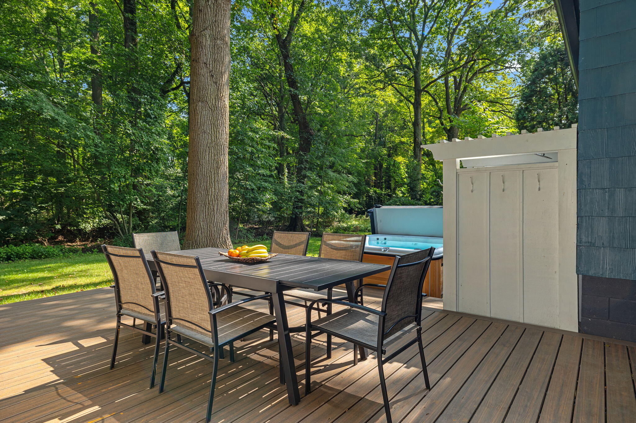 14507 Lakeshore Road