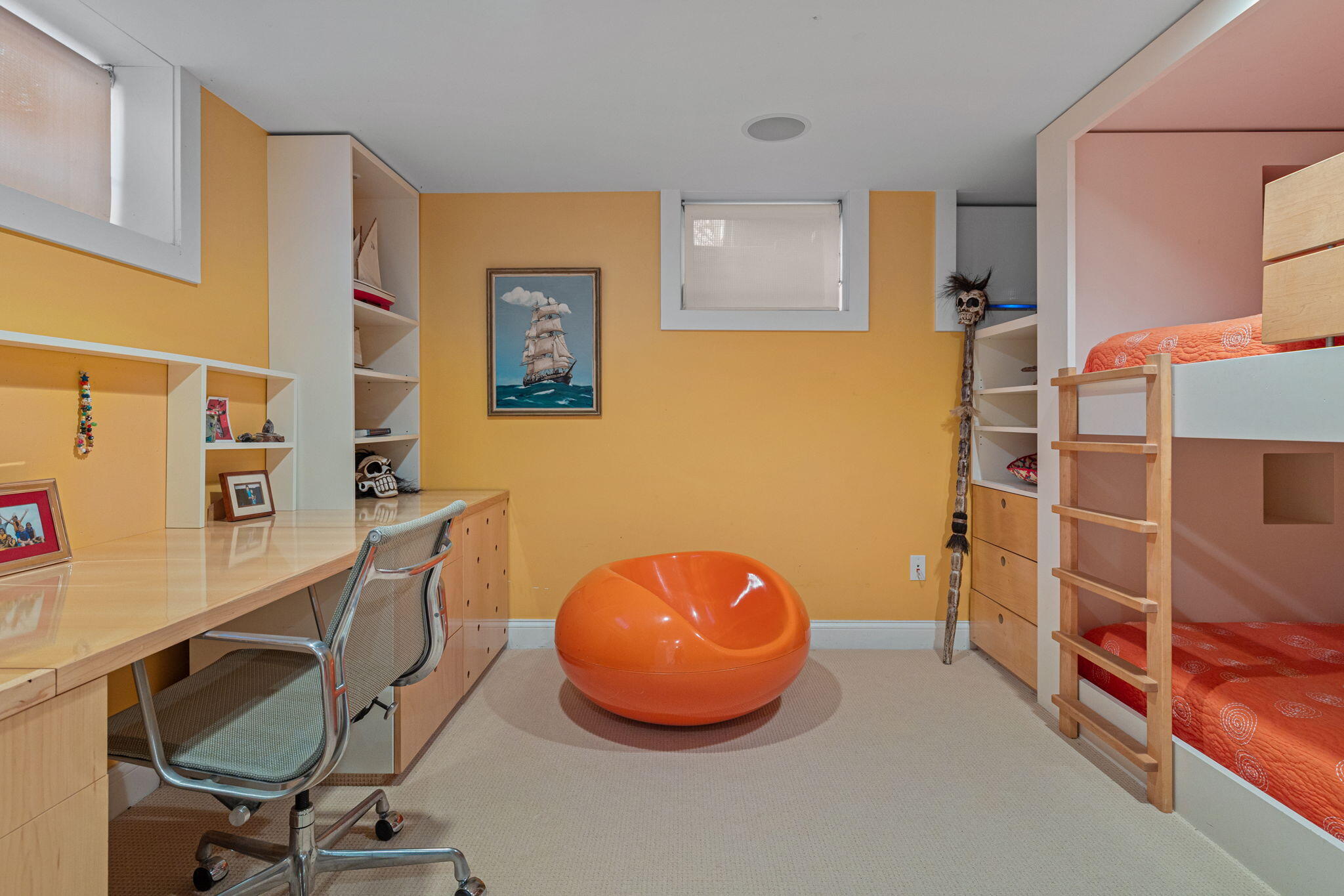 46015 Lake View Avenue