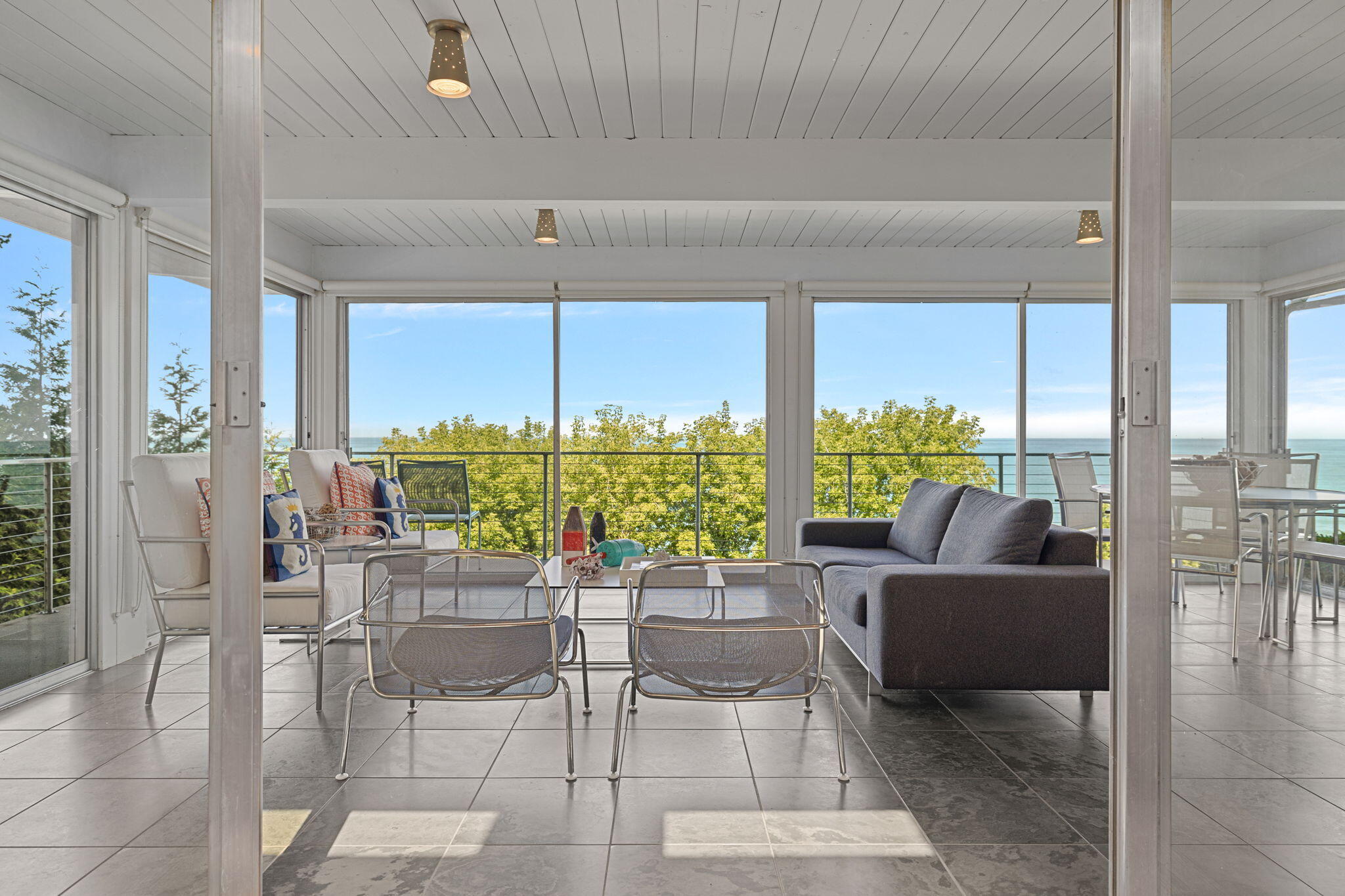 46015 Lake View Avenue