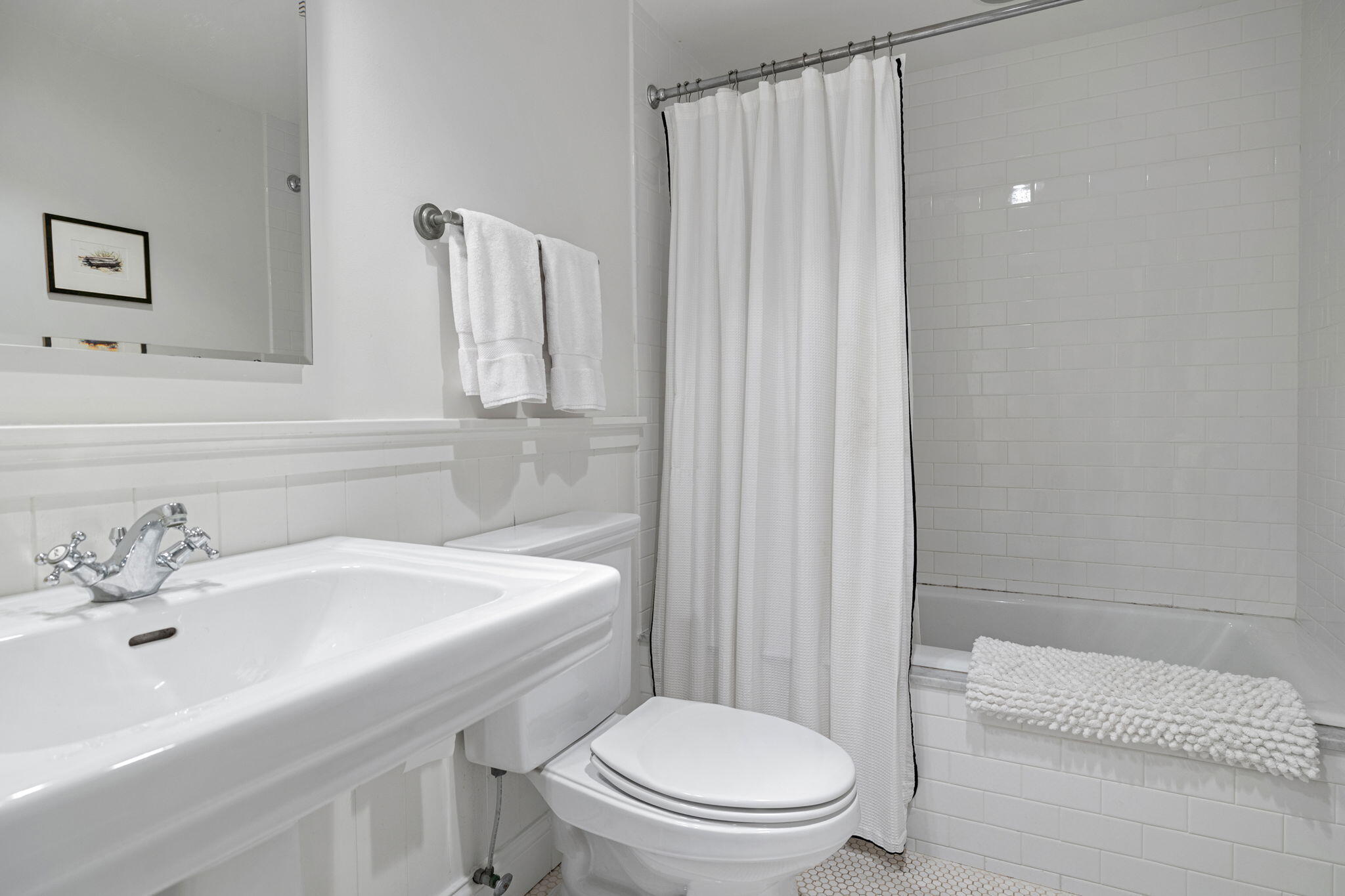 46015 Lake View Avenue