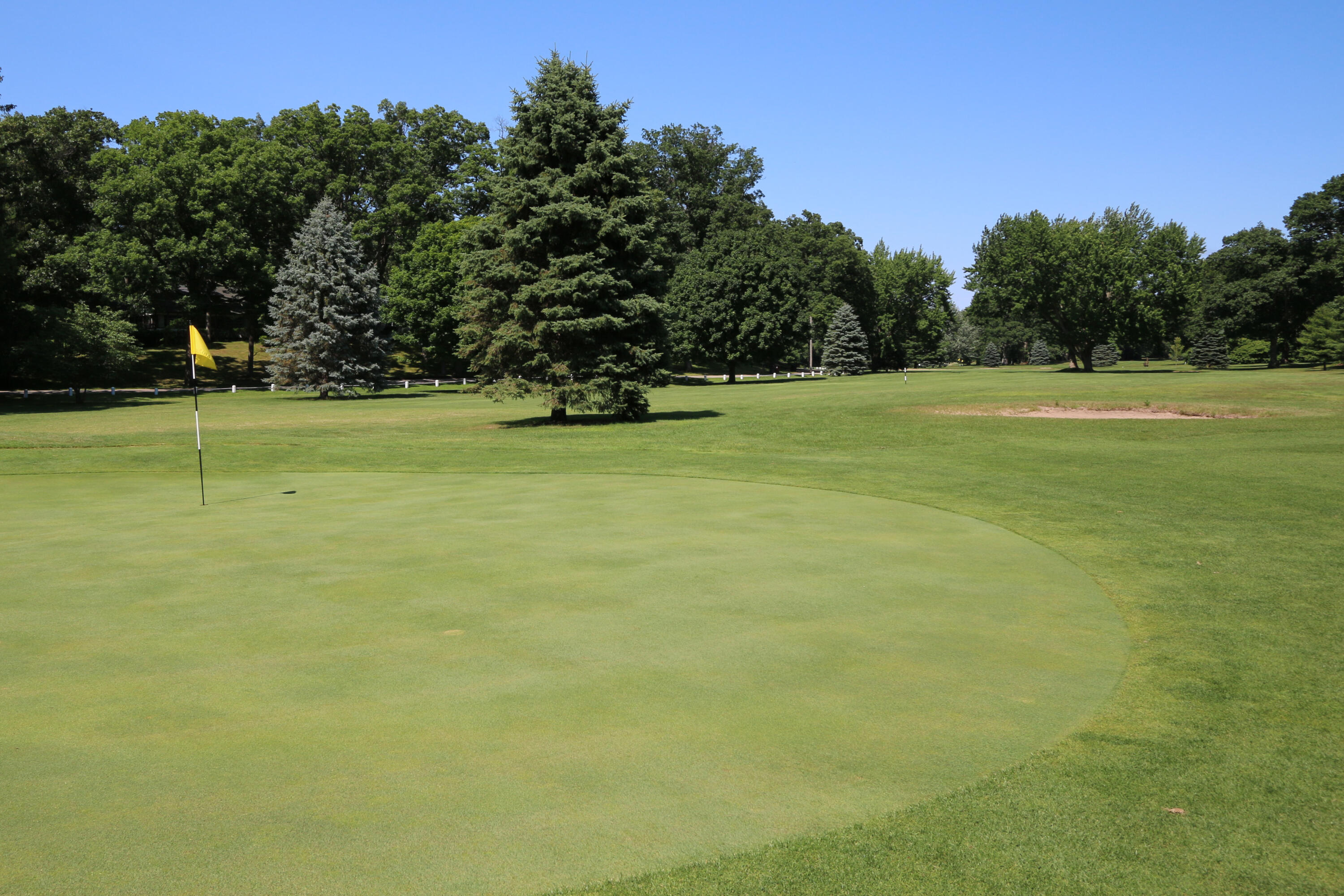 46015 Lake View Avenue