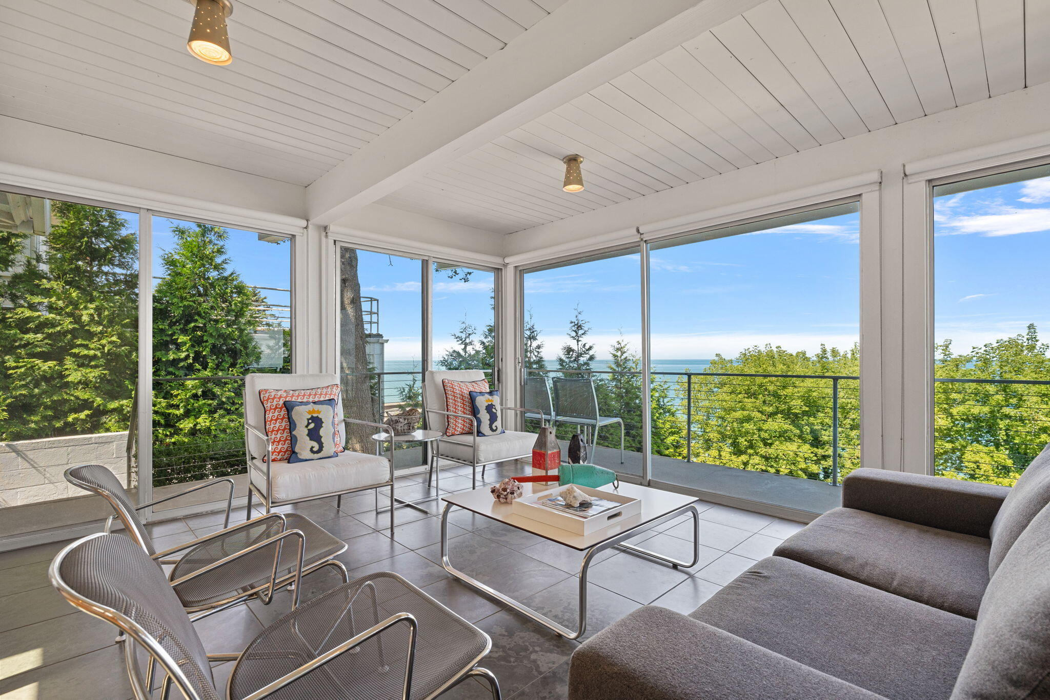 46015 Lake View Avenue