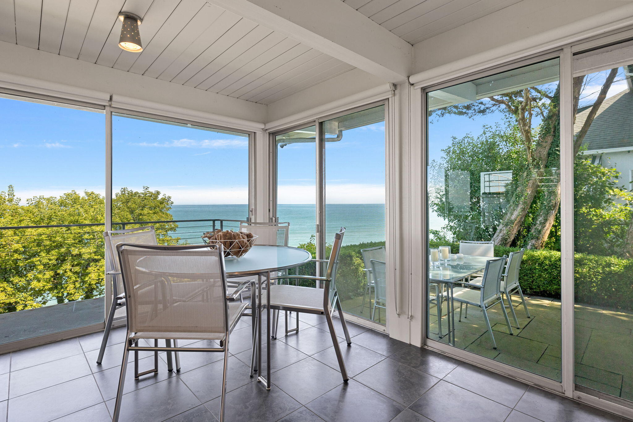 46015 Lake View Avenue