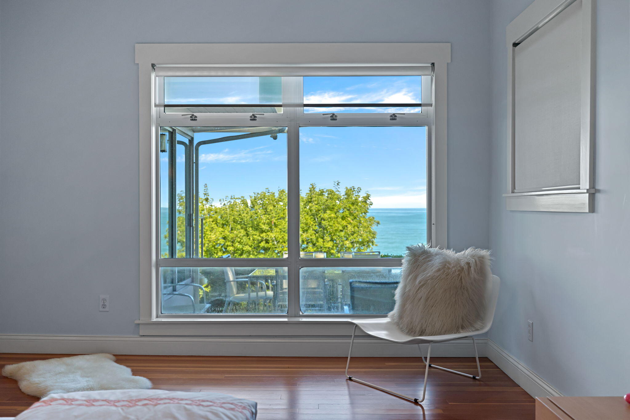 46015 Lake View Avenue