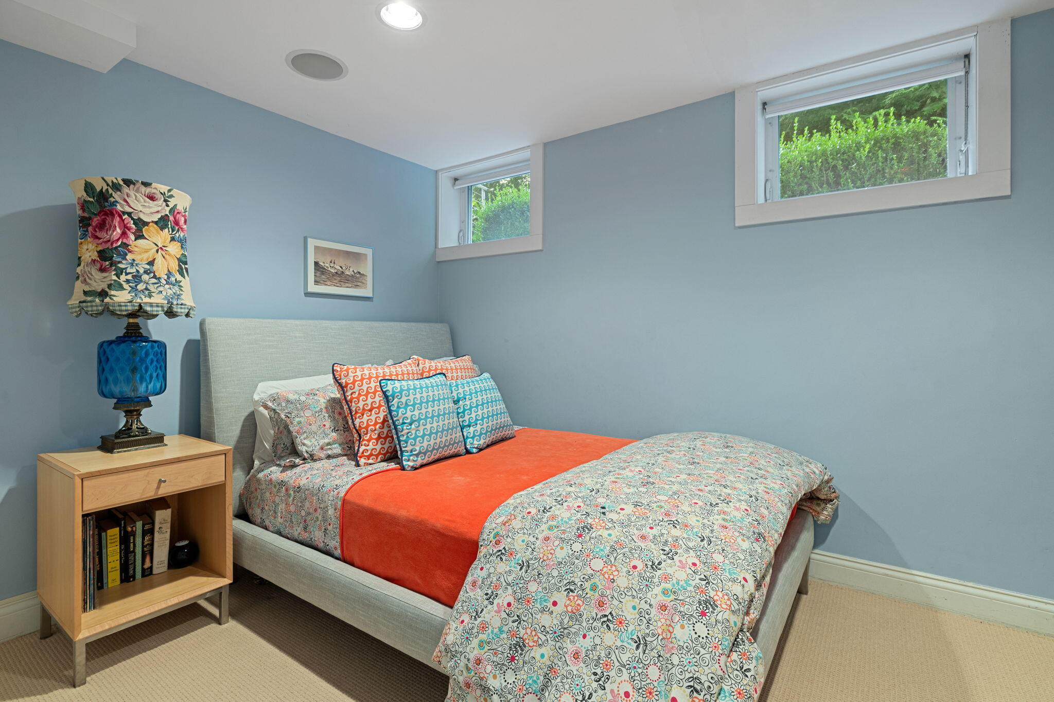 46015 Lake View Avenue