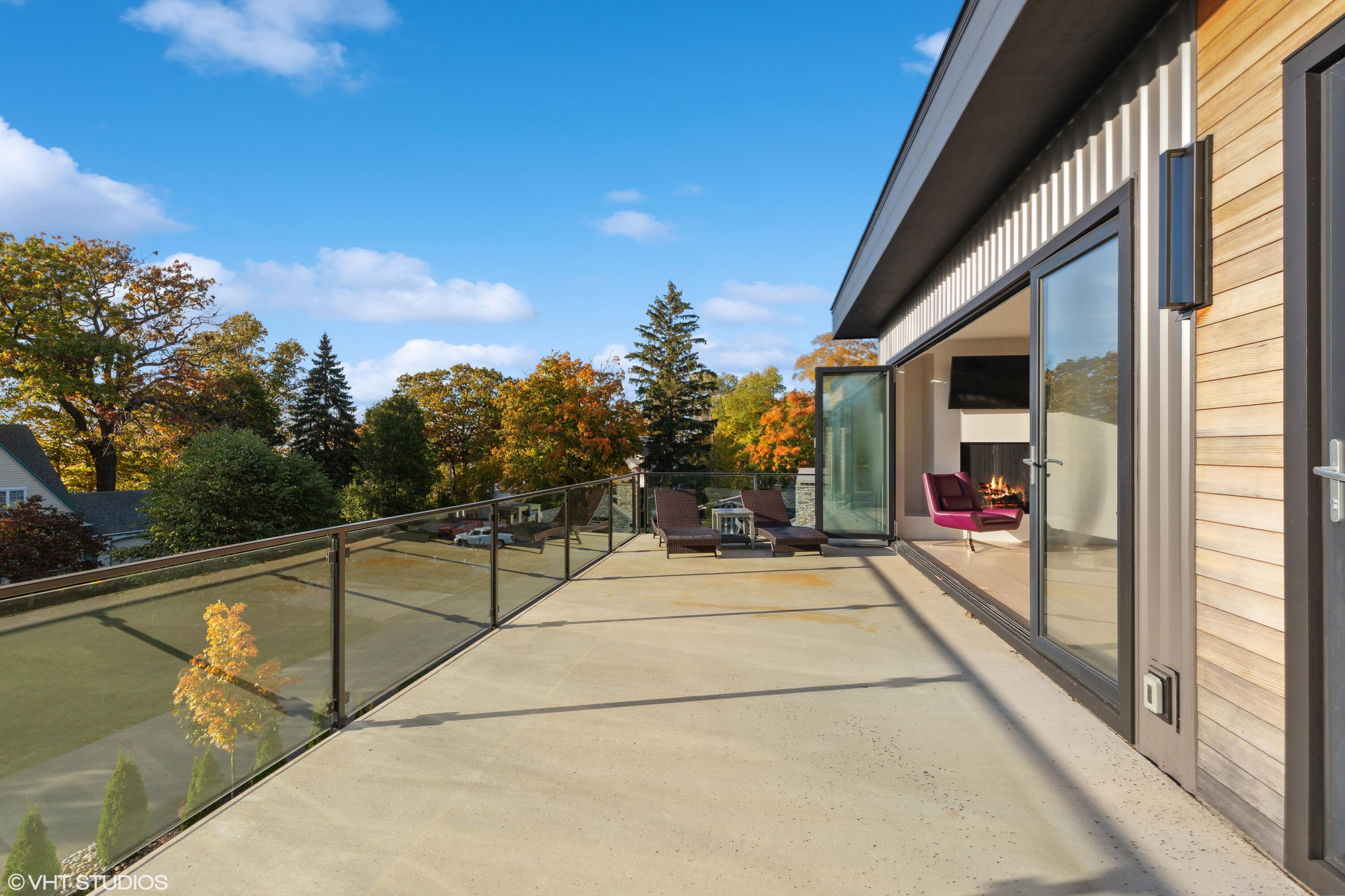 151 Higman Park Hill, 1