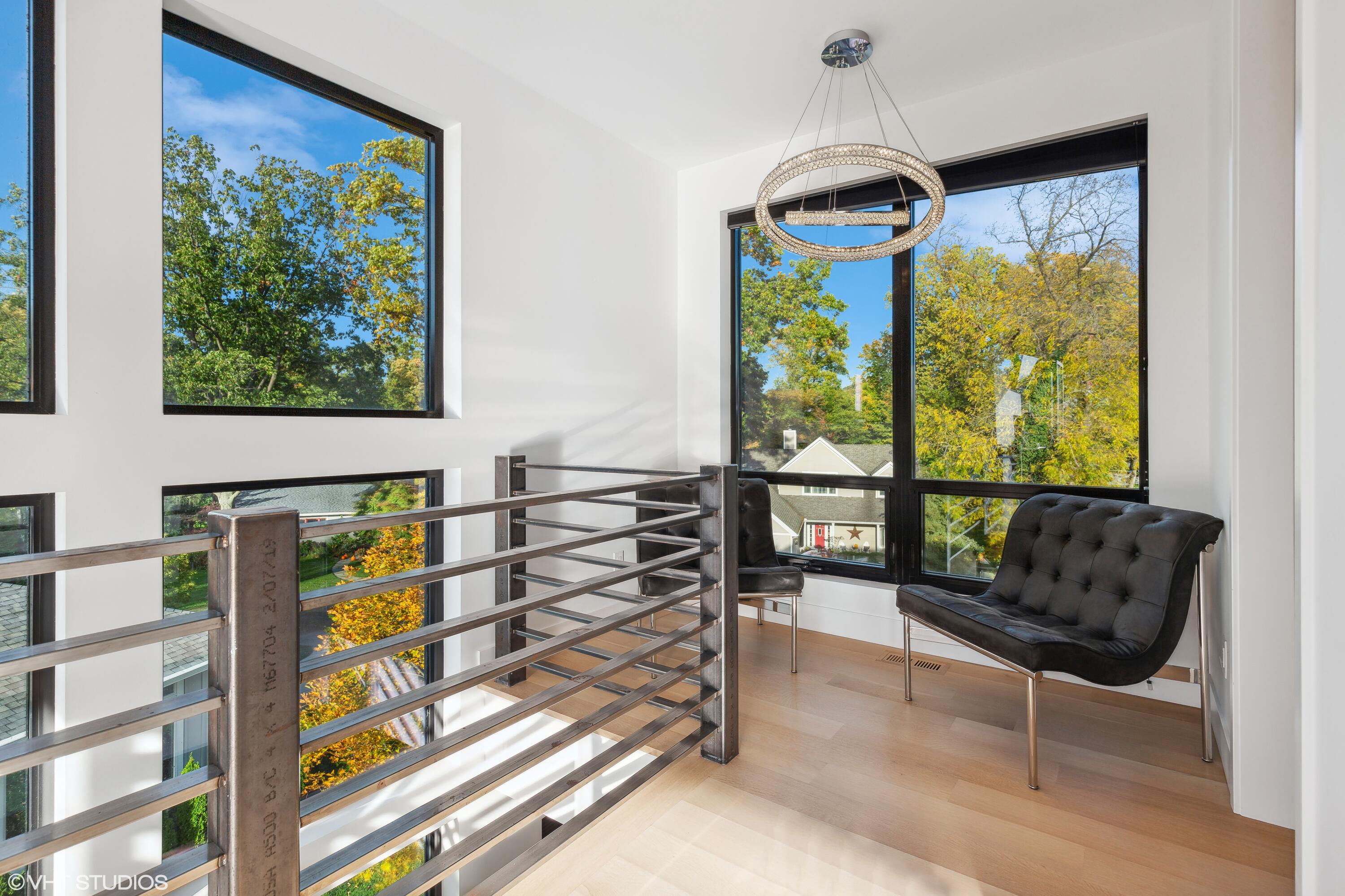 151 Higman Park Hill, 1