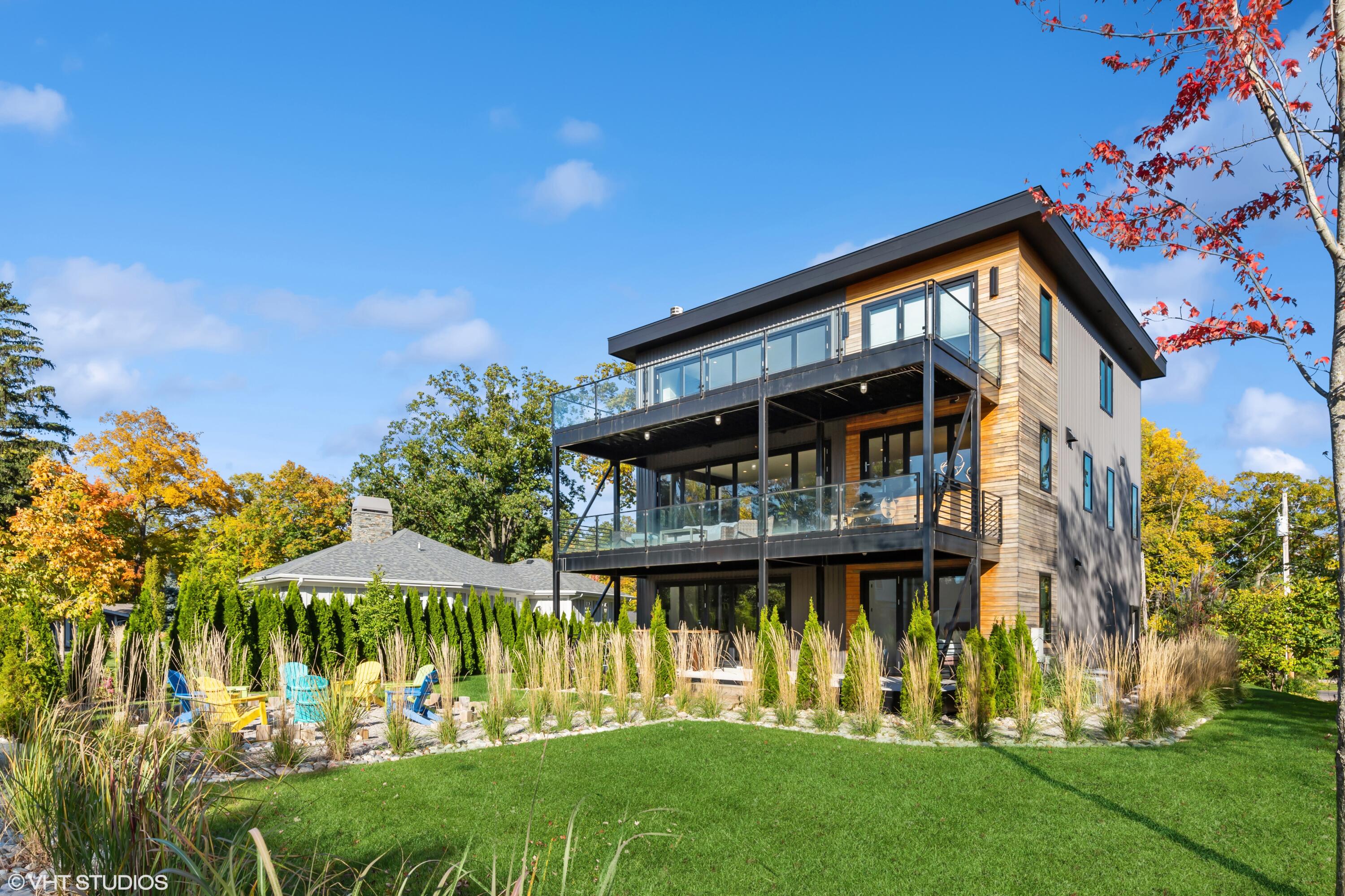 151 Higman Park Hill, 1